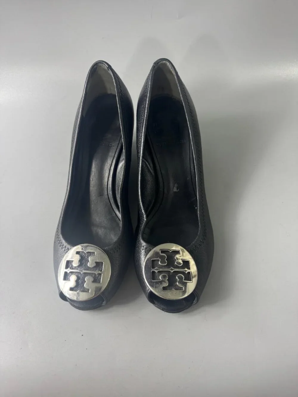 TORY BURCH Sally 2 Peep Toe Wedge Pump Size 6 1/2